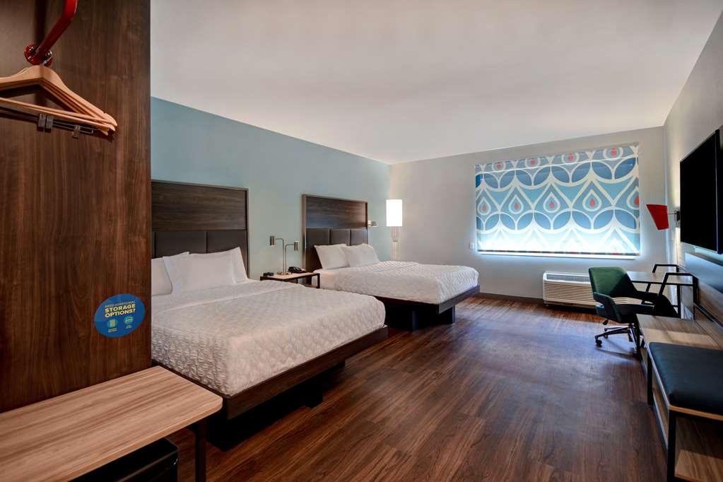 Tru By Hilton Auburn, In Hotel Room photo