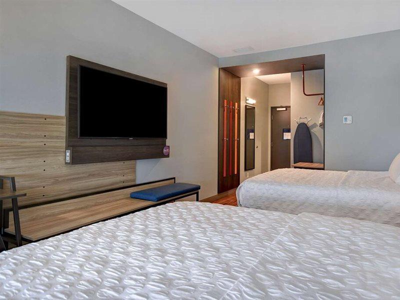 Tru By Hilton Auburn, In Hotel Exterior photo