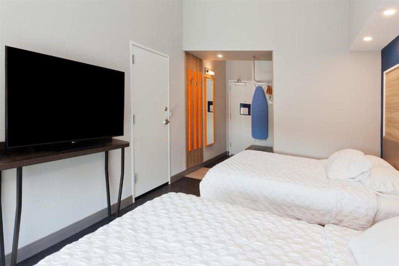 Tru By Hilton Auburn, In Hotel Exterior photo