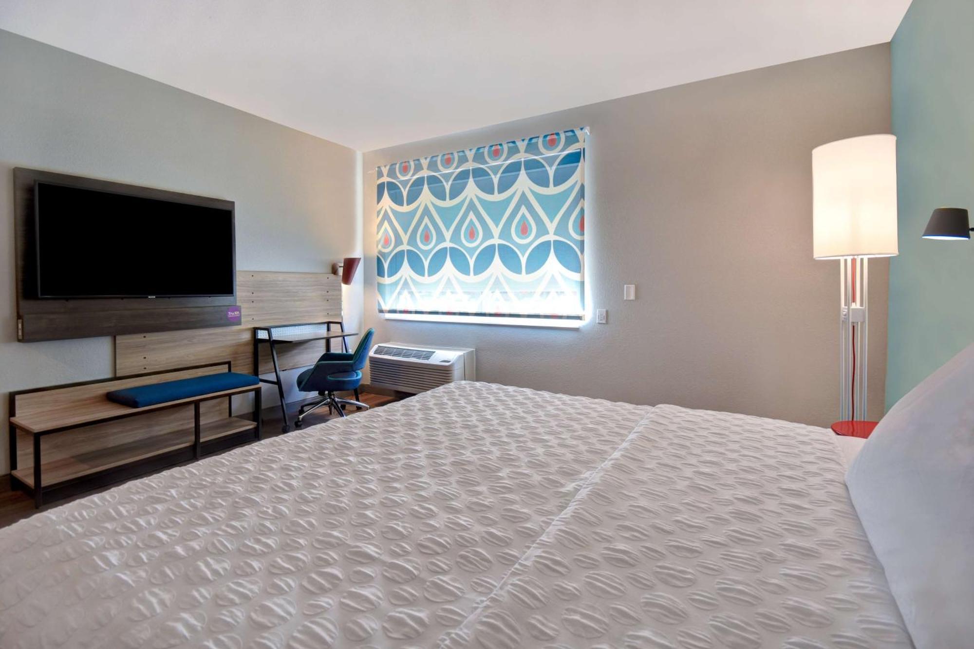 Tru By Hilton Auburn, In Hotel Exterior photo